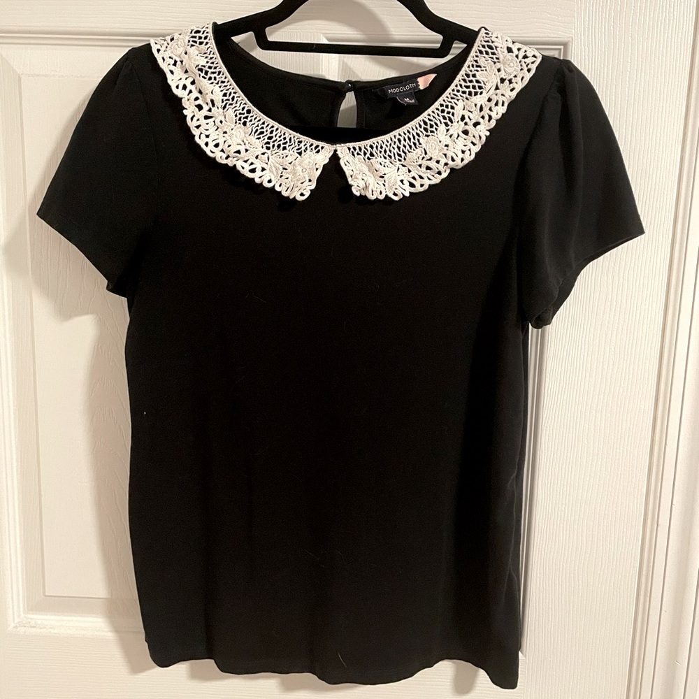 Lace Peter Pan Collar Top